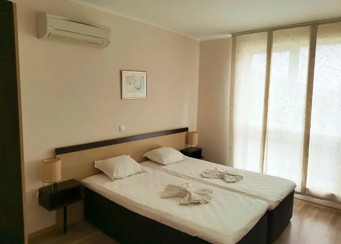 б306 в бийч на първа линия с перфектен изглед към плажа! * אובזור