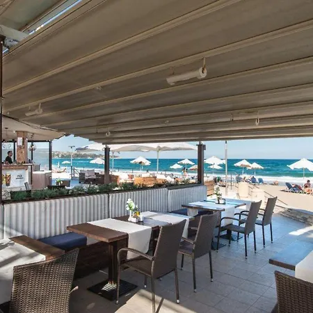 Apartamento б306 в бийч на първа линия с перфектен изглед към плажа!